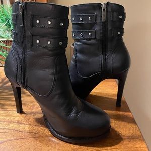 Harley Davidson Leather Black Heeled Boots.